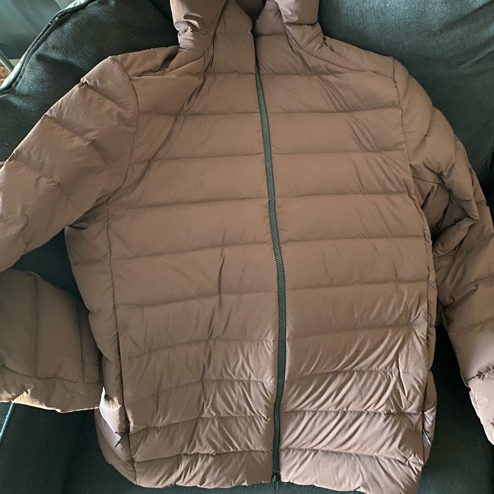 Lululemon puffer jacket